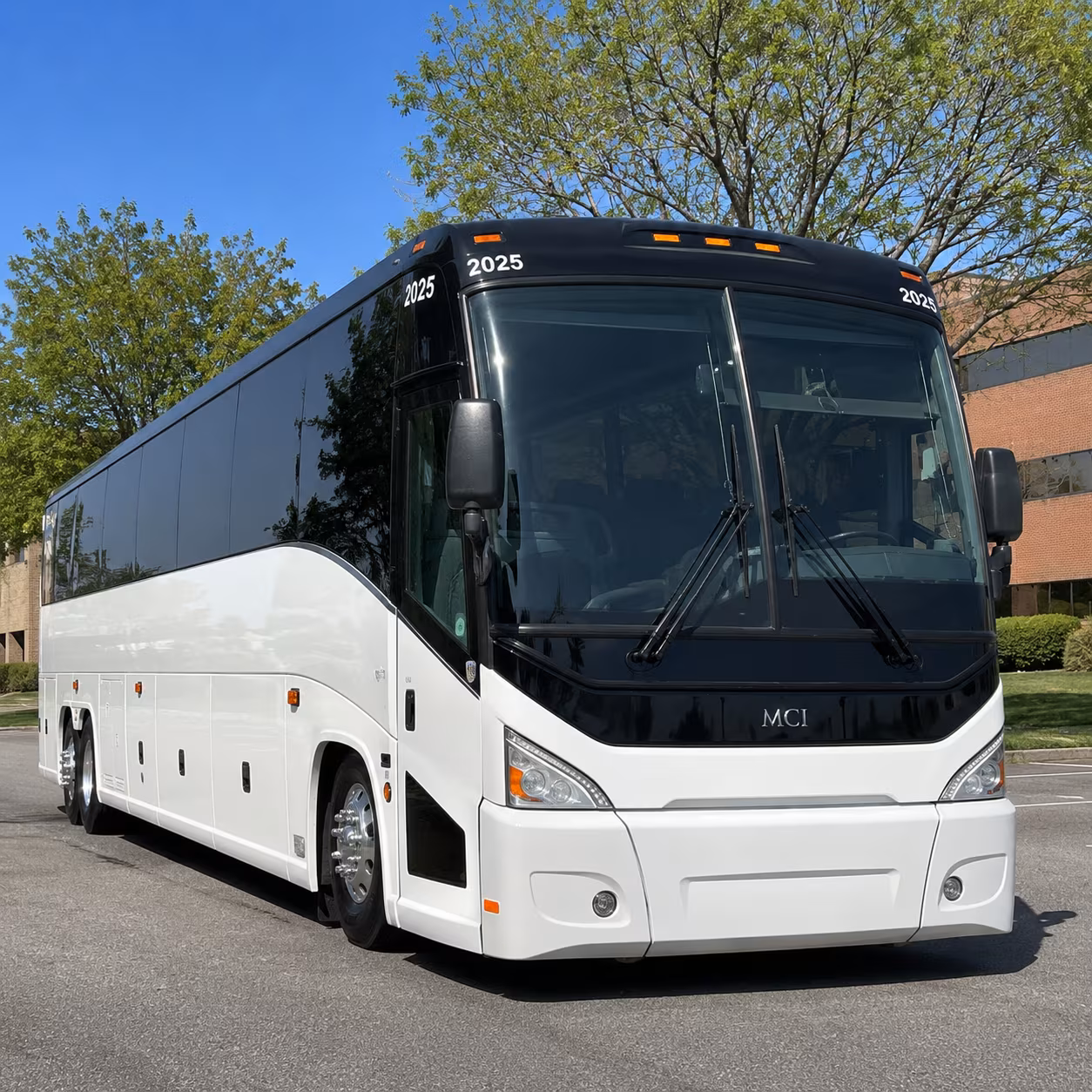 charter buses to the euphoria greenville wine festival and fall events
