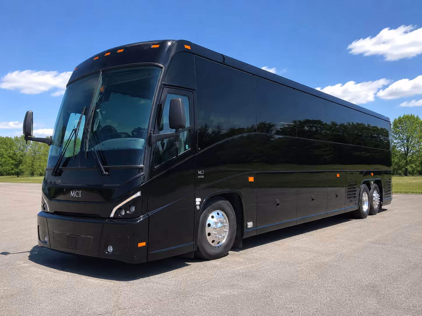 festival and outdoor event buses for artisphere euphoria and freedom weekend
